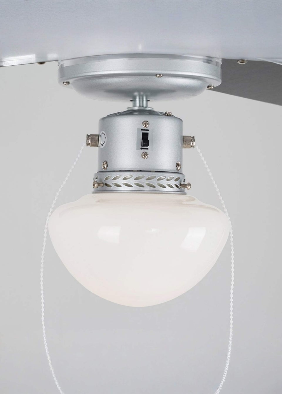ValueLights 52 Inch White Ceiling Fan with Remote Control Integrated LED