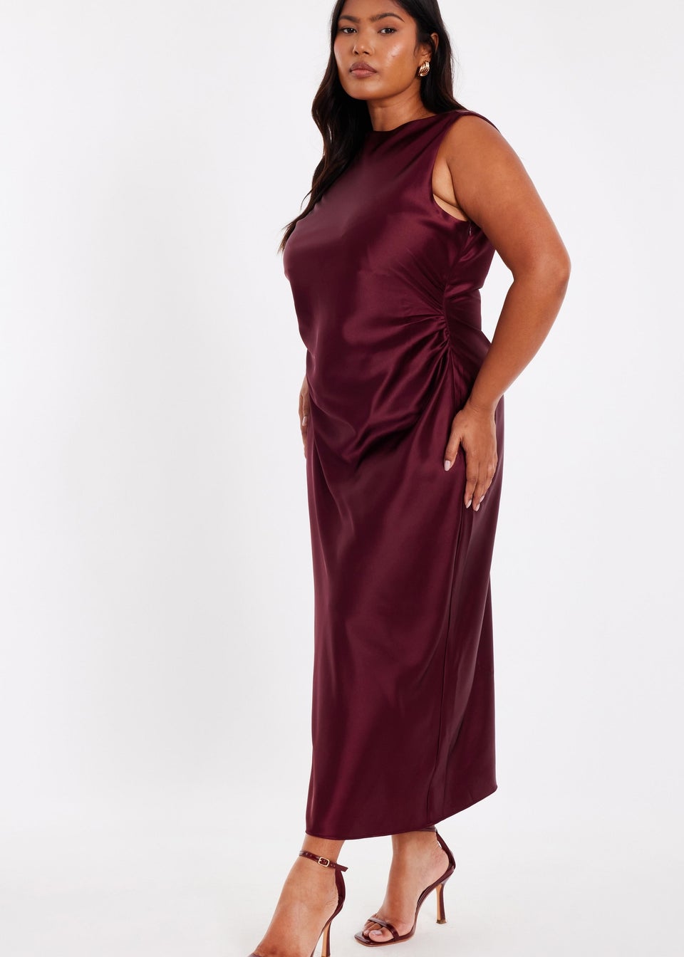 Quiz Red Curve Satin Midaxi Dress