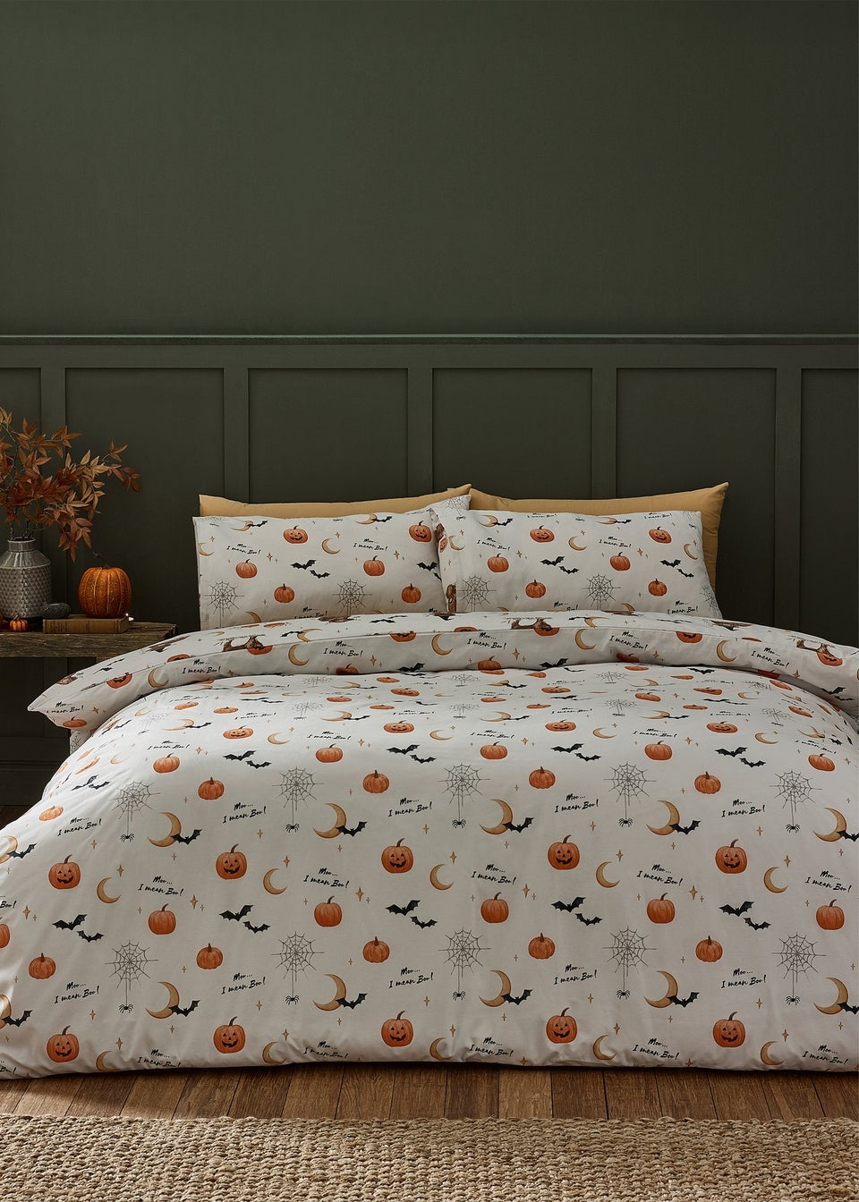 Catherine Lansfield Natural Halloween Highland Cow Reversible Duvet Cover Set