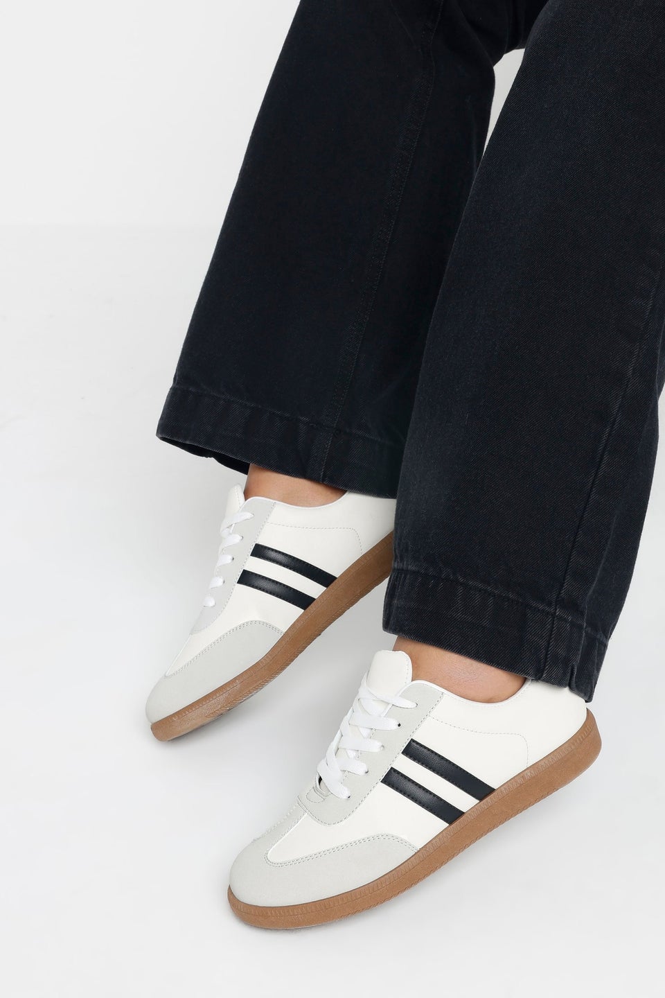Yours White Retro Stripe Trainers In Extra Wide EEE Fit