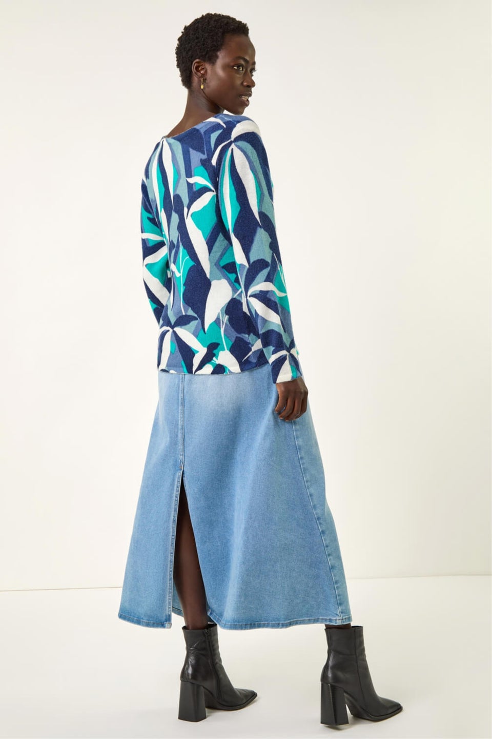 Roman Blue Abstract V-Neck Knit Jumper