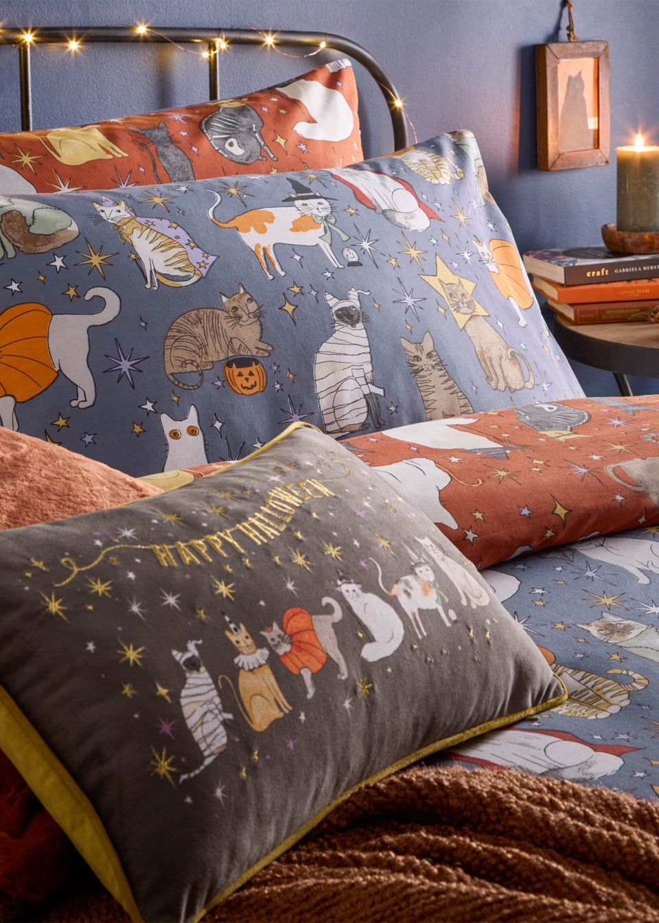Furn Halloween Pawty Printed Reversible Multicolour Duvet Set