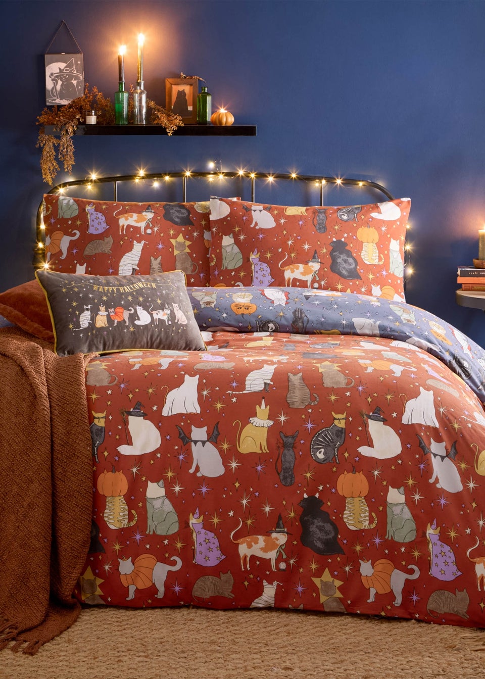 Furn Halloween Pawty Printed Reversible Multicolour Duvet Set