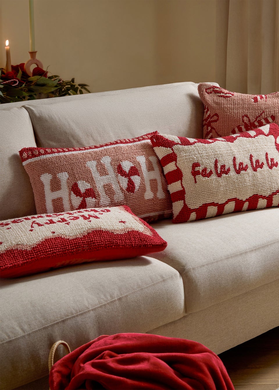Furn Candy Ho Ho Ho Tufted Pink Cushion