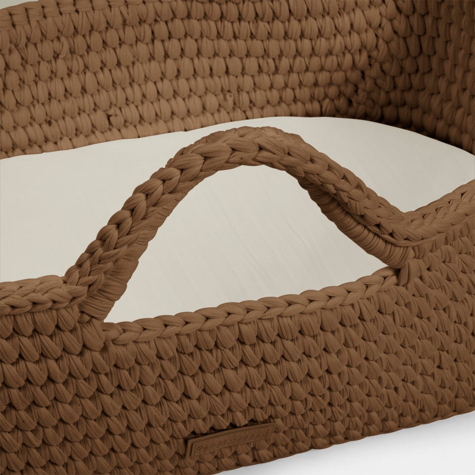 Ickle Bubba Chocolate Brown Nova Moses Basket & Stand