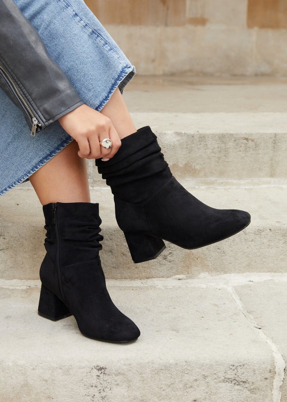 Linzi Zayda Wide Fit Black Faux Suede Ruched Heeled Ankle Boot