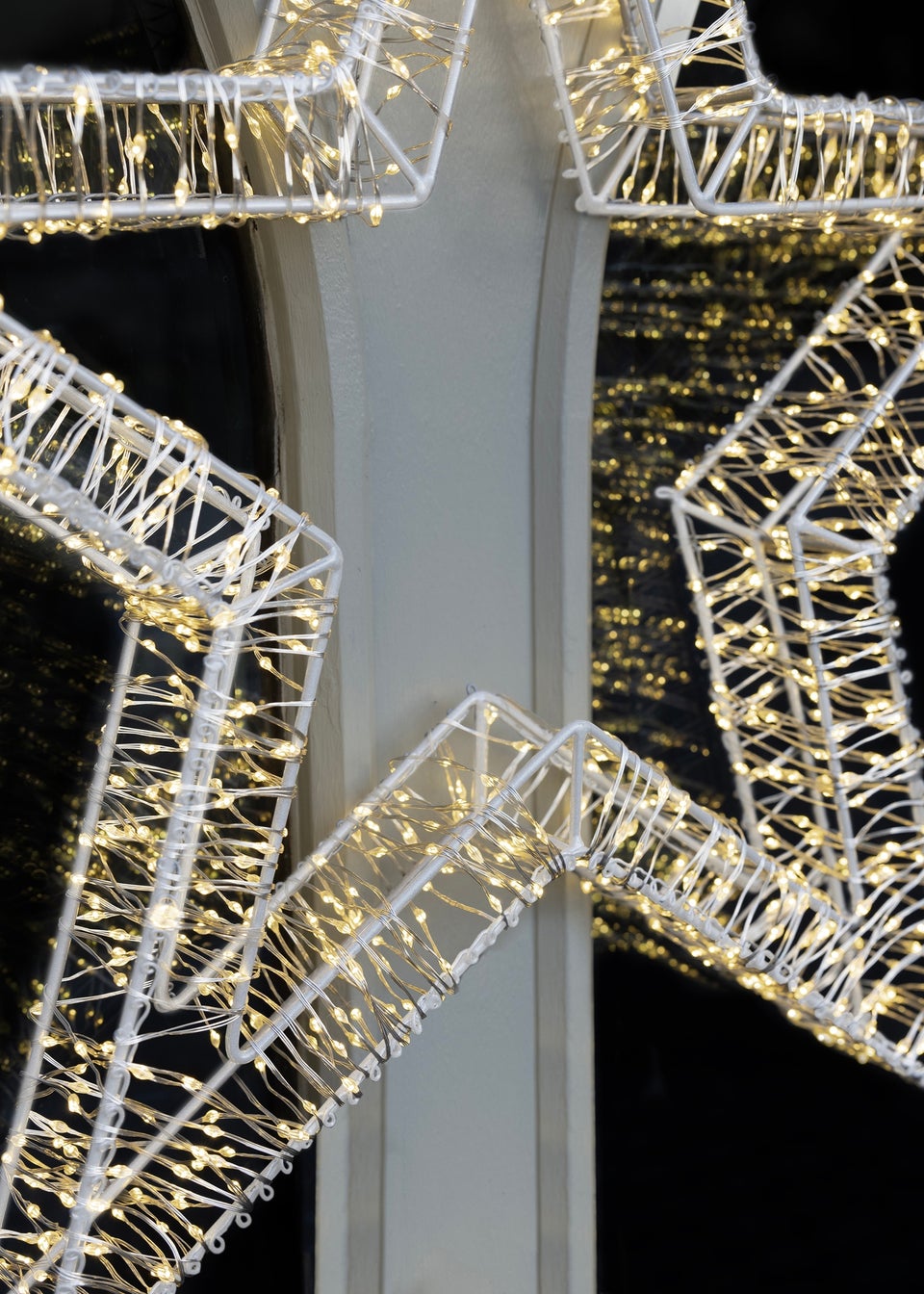 Charles Bentley White Indoor Outdoor 50cm Light Up Christmas Star