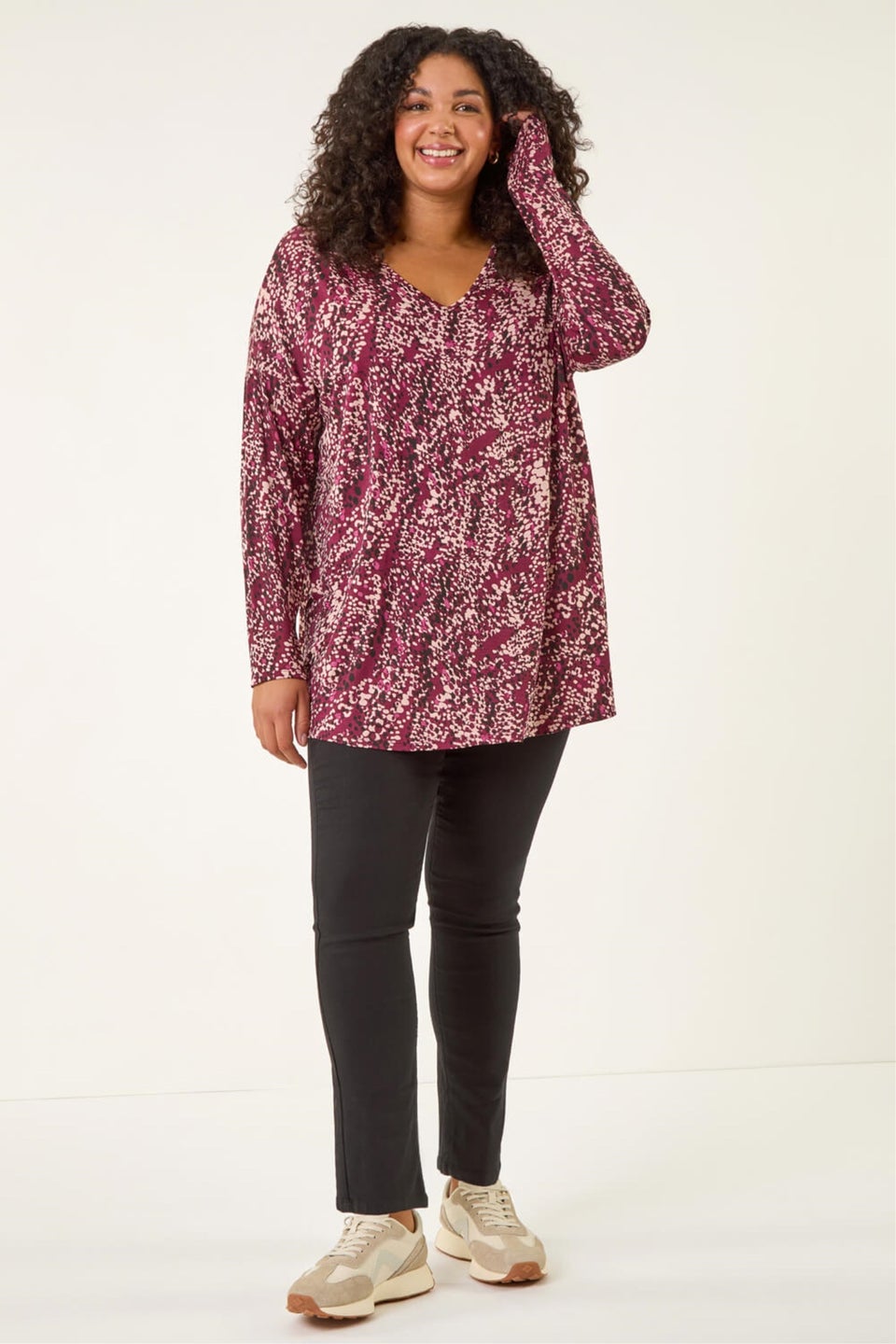 Roman Red Curve Spot Print V-Neck Stretch Top