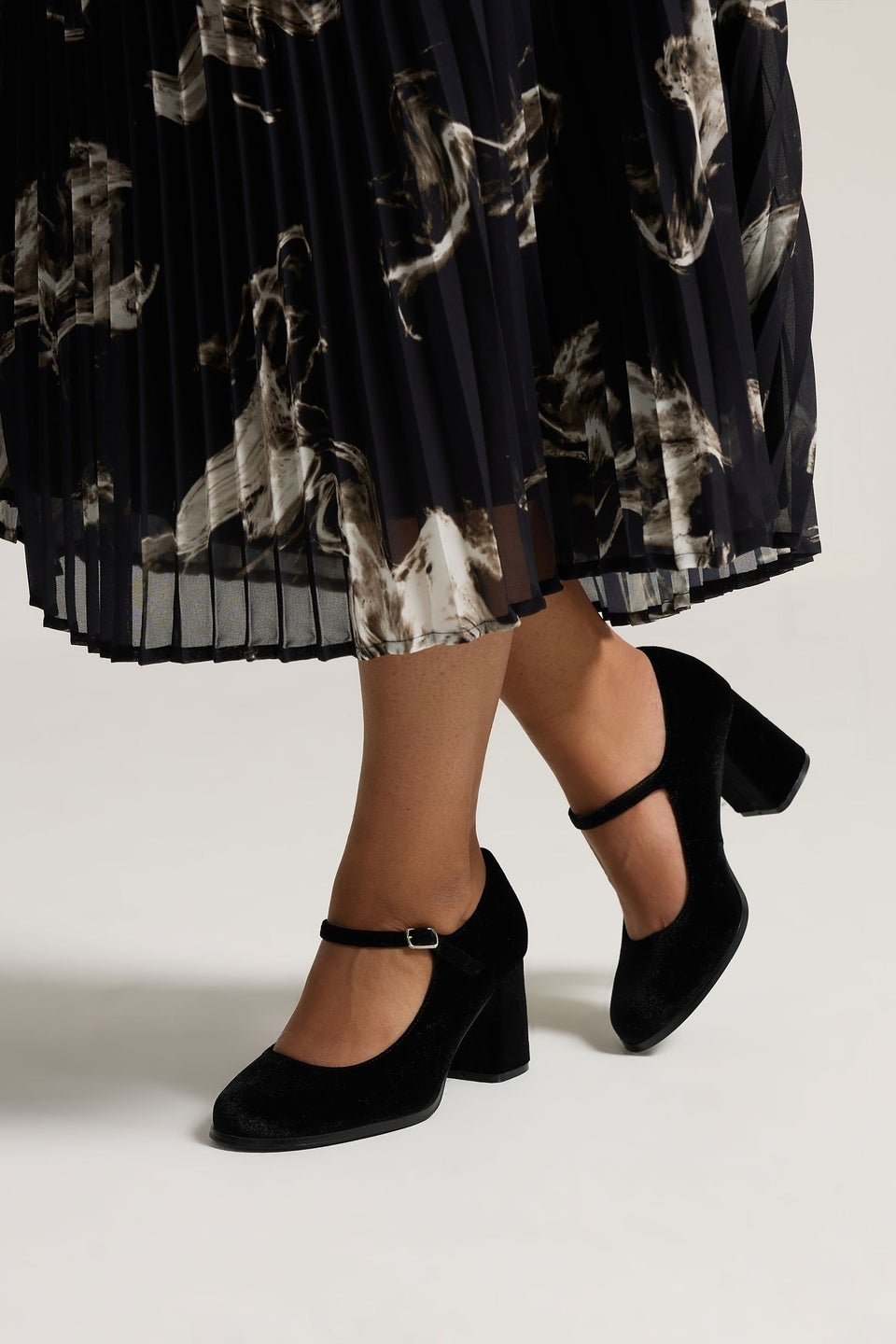Yours Black Velvet Mary Jane Block Heels In Extra Wide EEE Fit