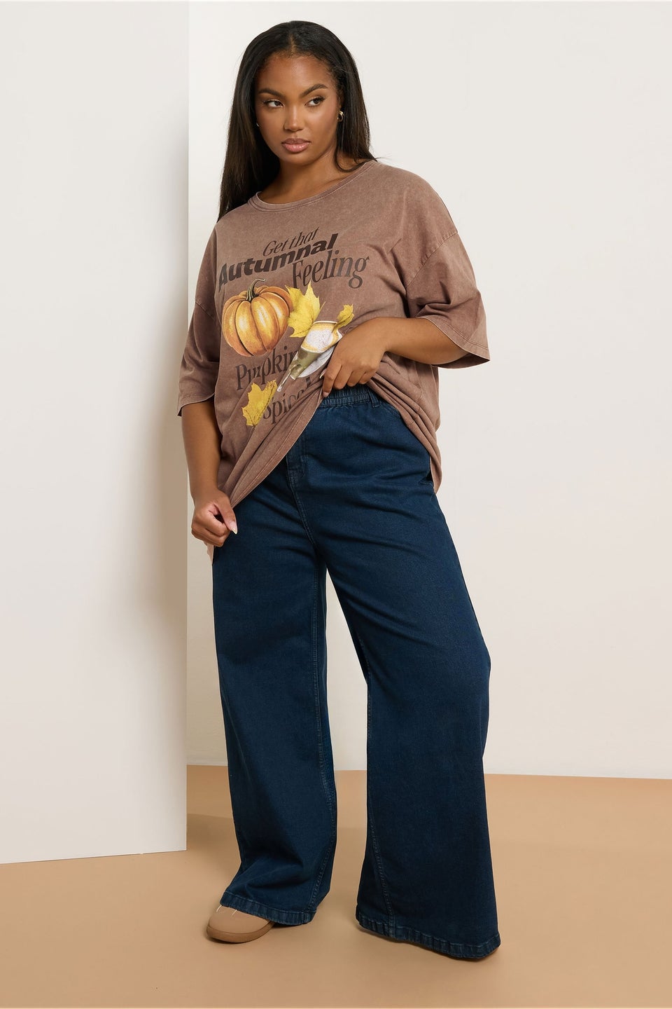 Yours Curve Brown Autumnal Print Relaxed T-Shirt