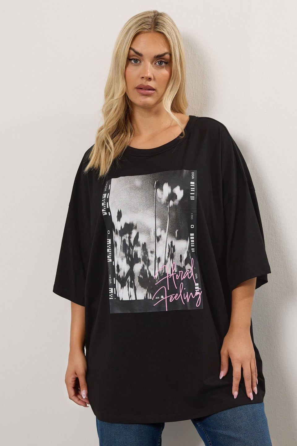 Yours Curve Black 'Floral Feeling' Oversized T-Shirt
