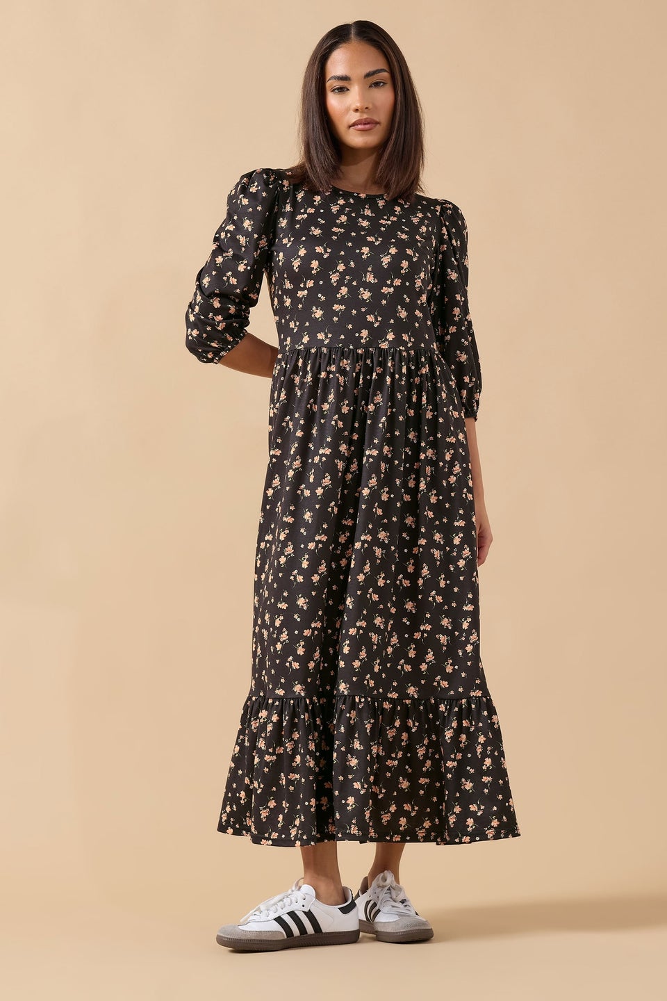PixieGirl Petite Black Ditsy Tiered Hemline Dress
