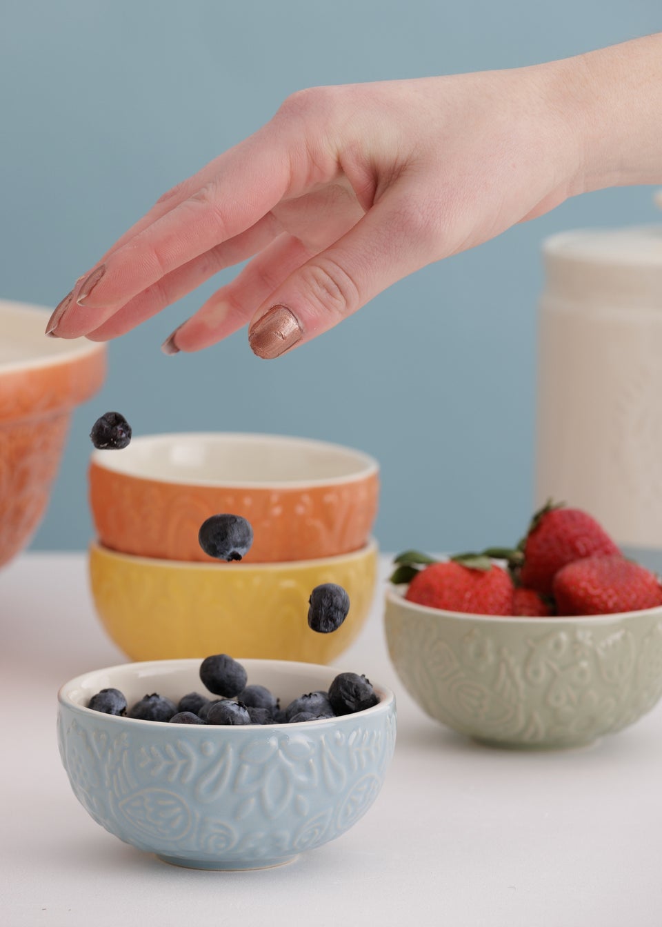 Mason Cash Home to Roost Mini Bowls  Set of 4