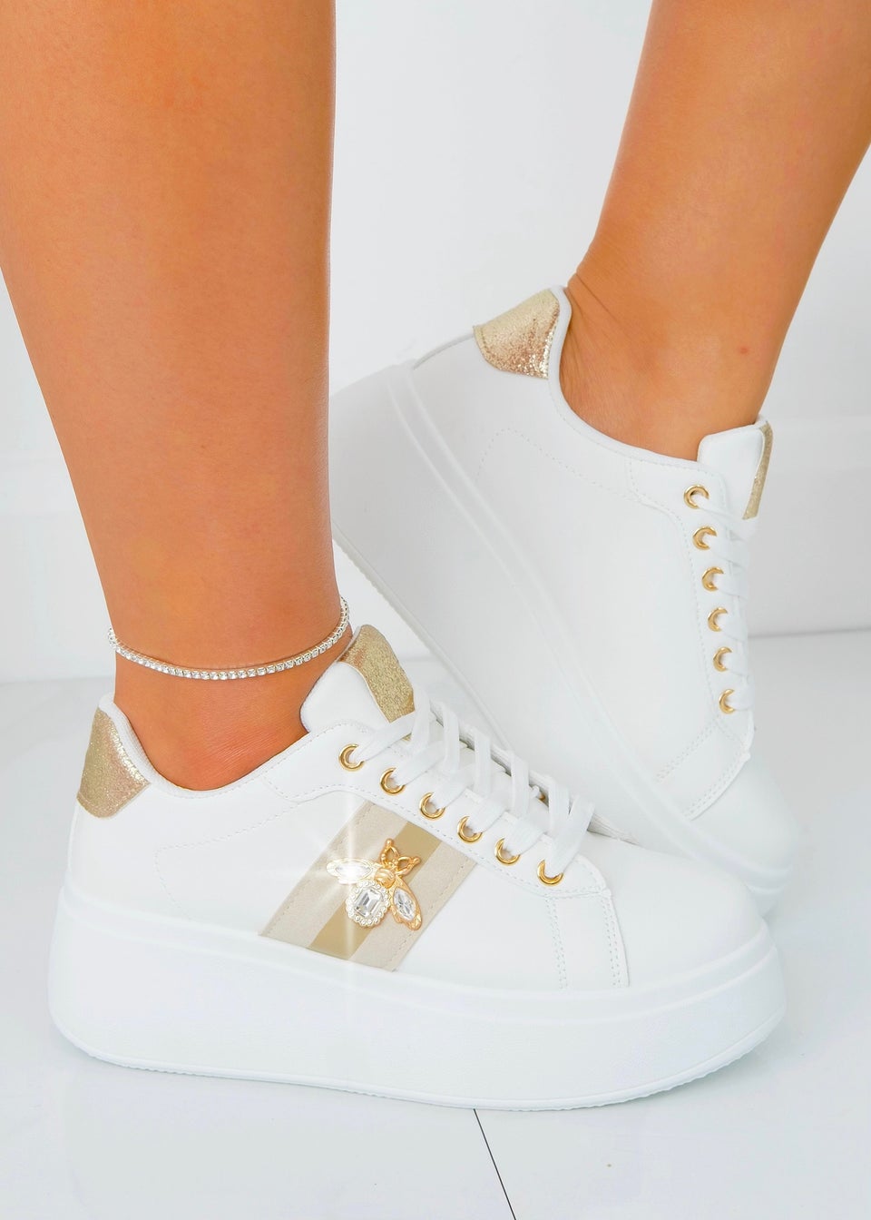 Love Lemonade Gold Crystal  Deluxe Queen Bee Chunky Trainers