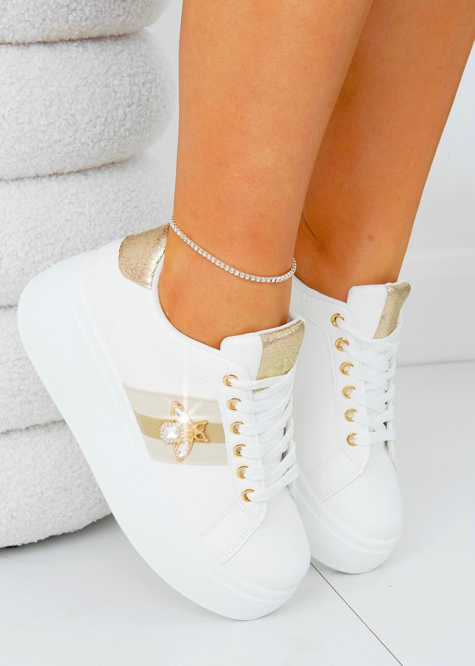 Love Lemonade Gold Crystal  Deluxe Queen Bee Chunky Trainers