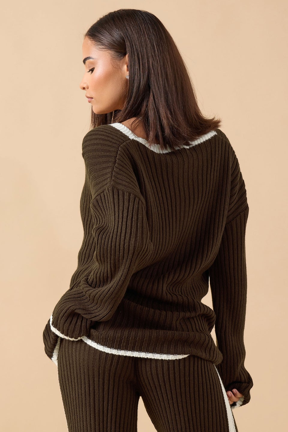 PixieGirl Petite Chocolate Brown Knitted V-Neck Jumper