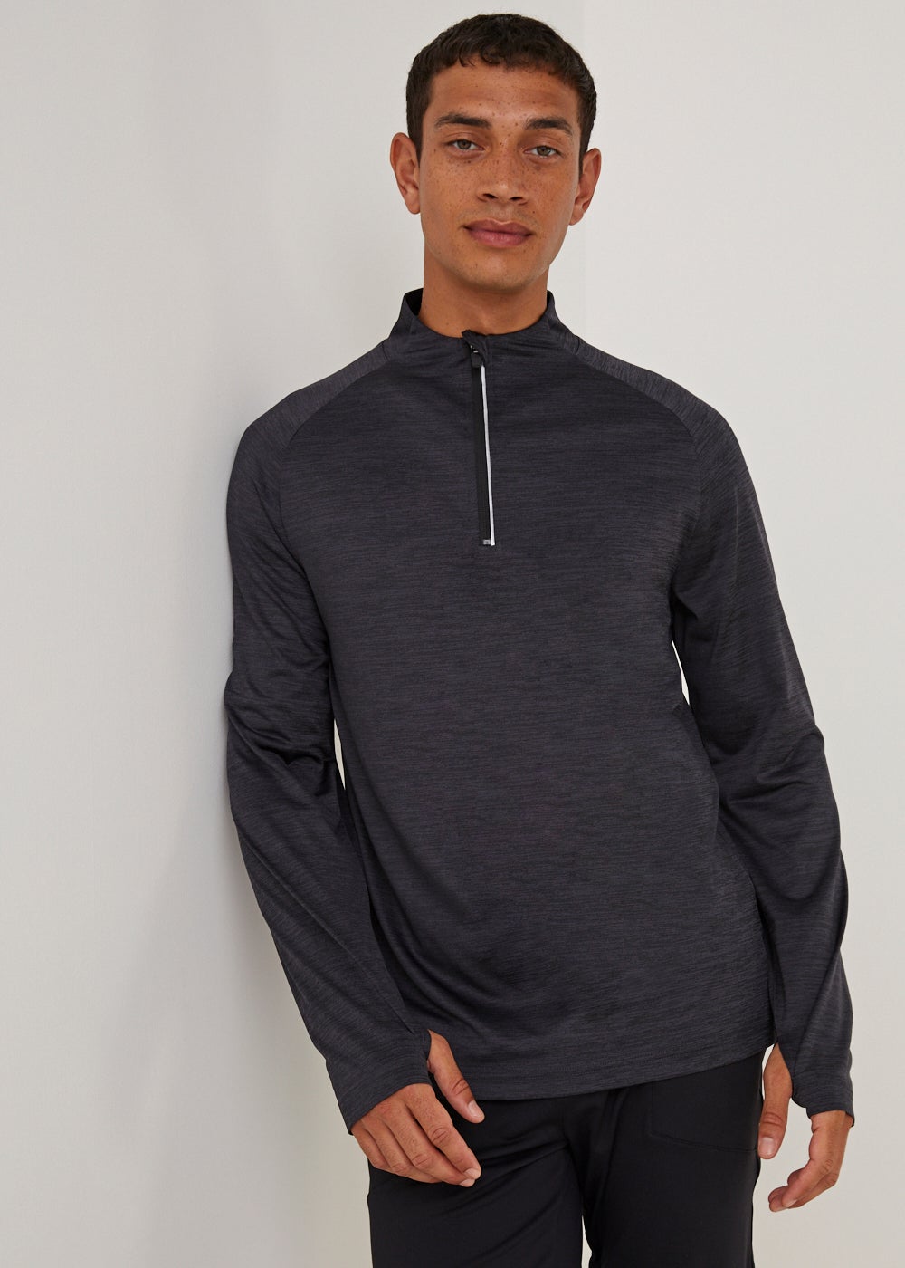 Souluxe Black Half Zip Sports Sweatshirt - Small