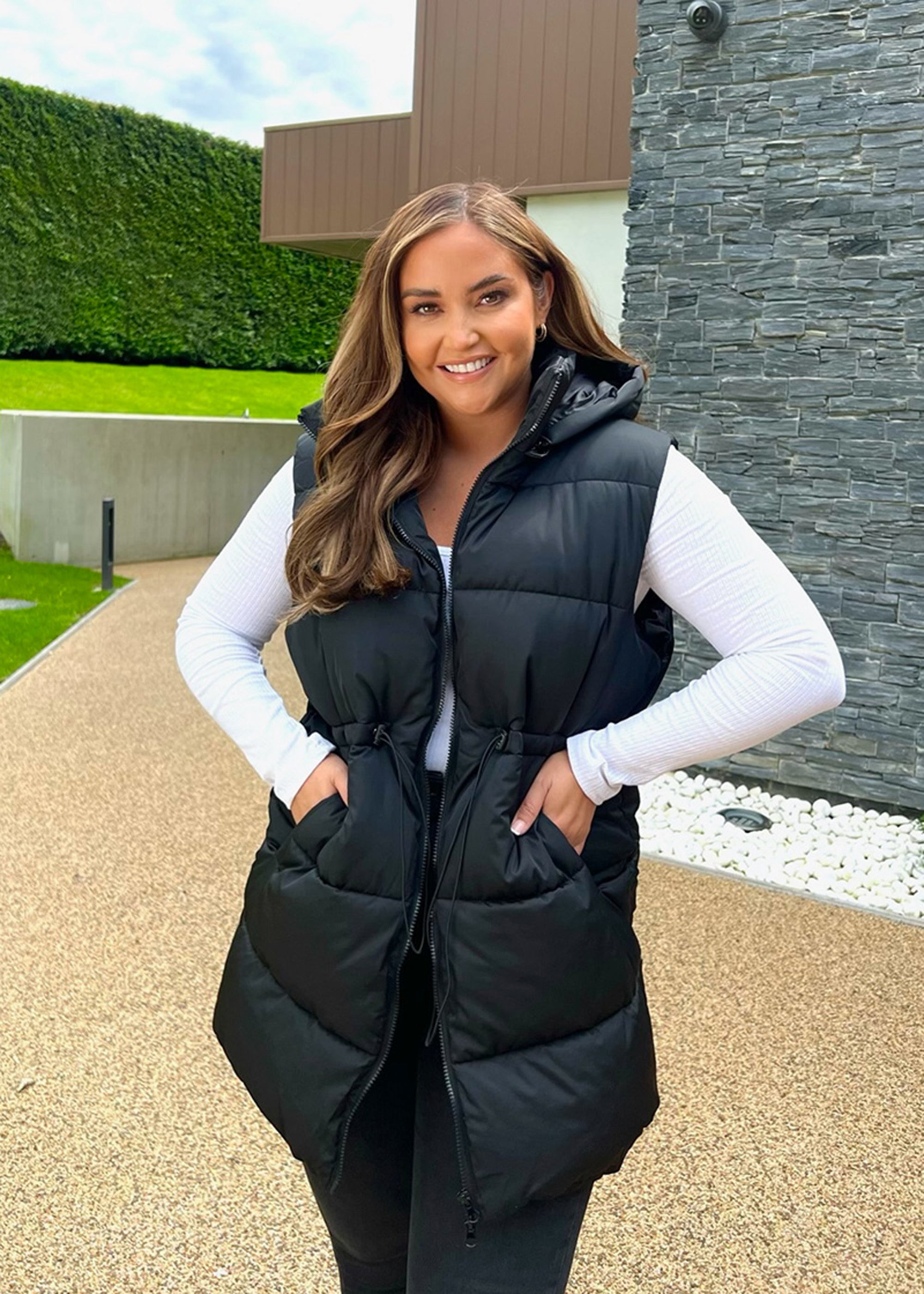 In the Style Jac Jossa Black Gilet - 8 | Matalan