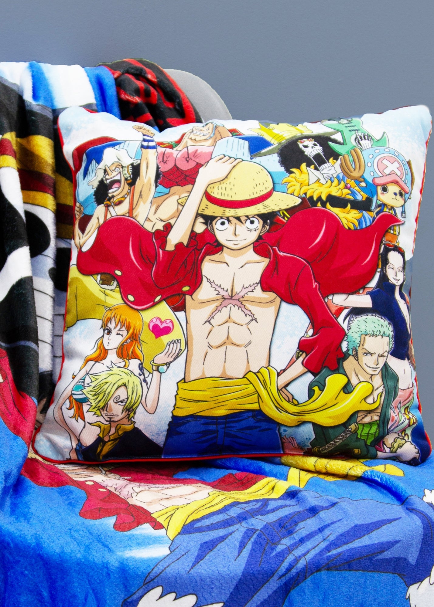 ONE PIECEのクッション One Piece Luffy Square Decorative Cushion - One Size | Matalan