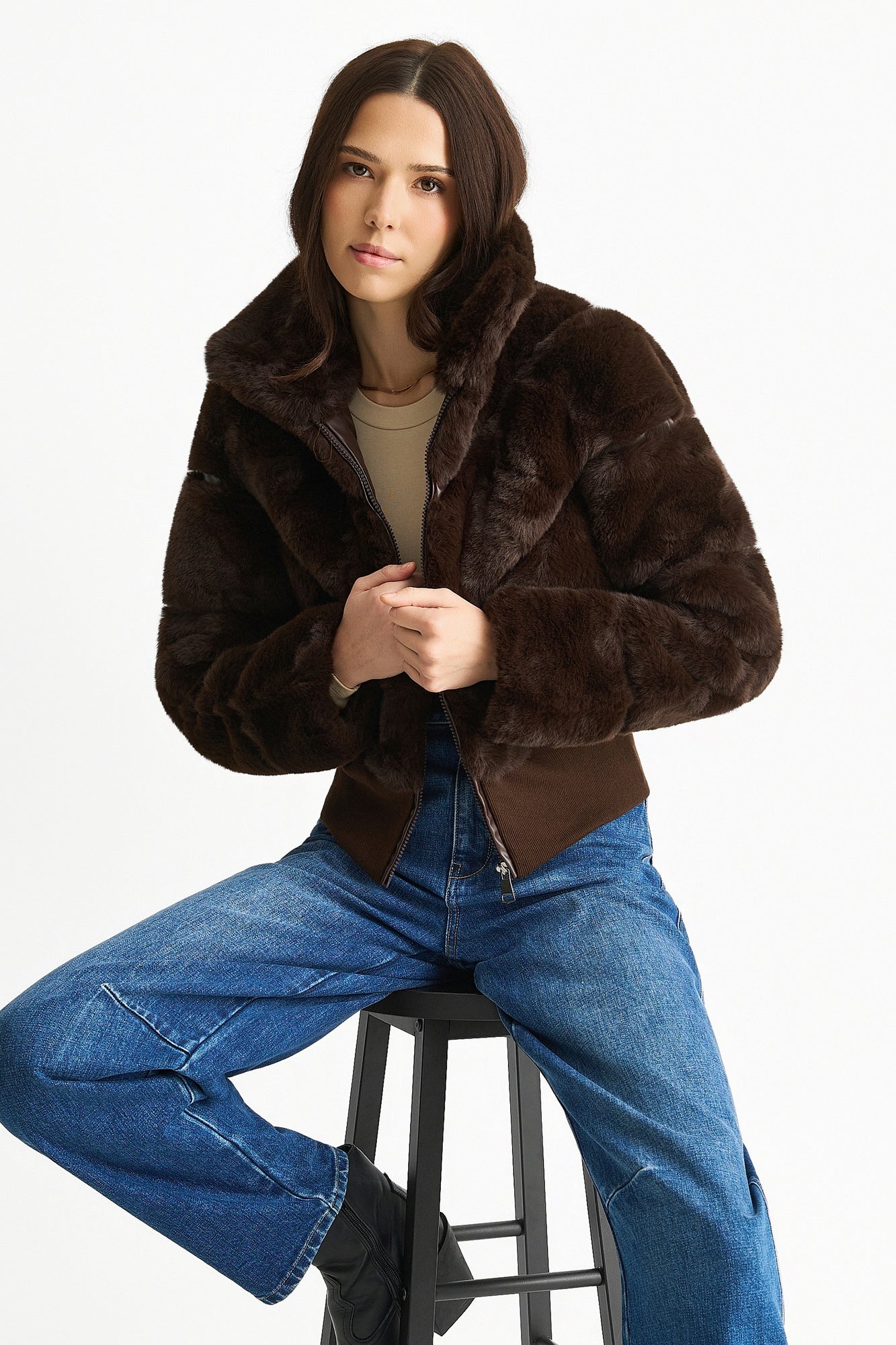 Gini London Chocolate Faux Fur Zip Front Short Jacket - M/L | Matalan