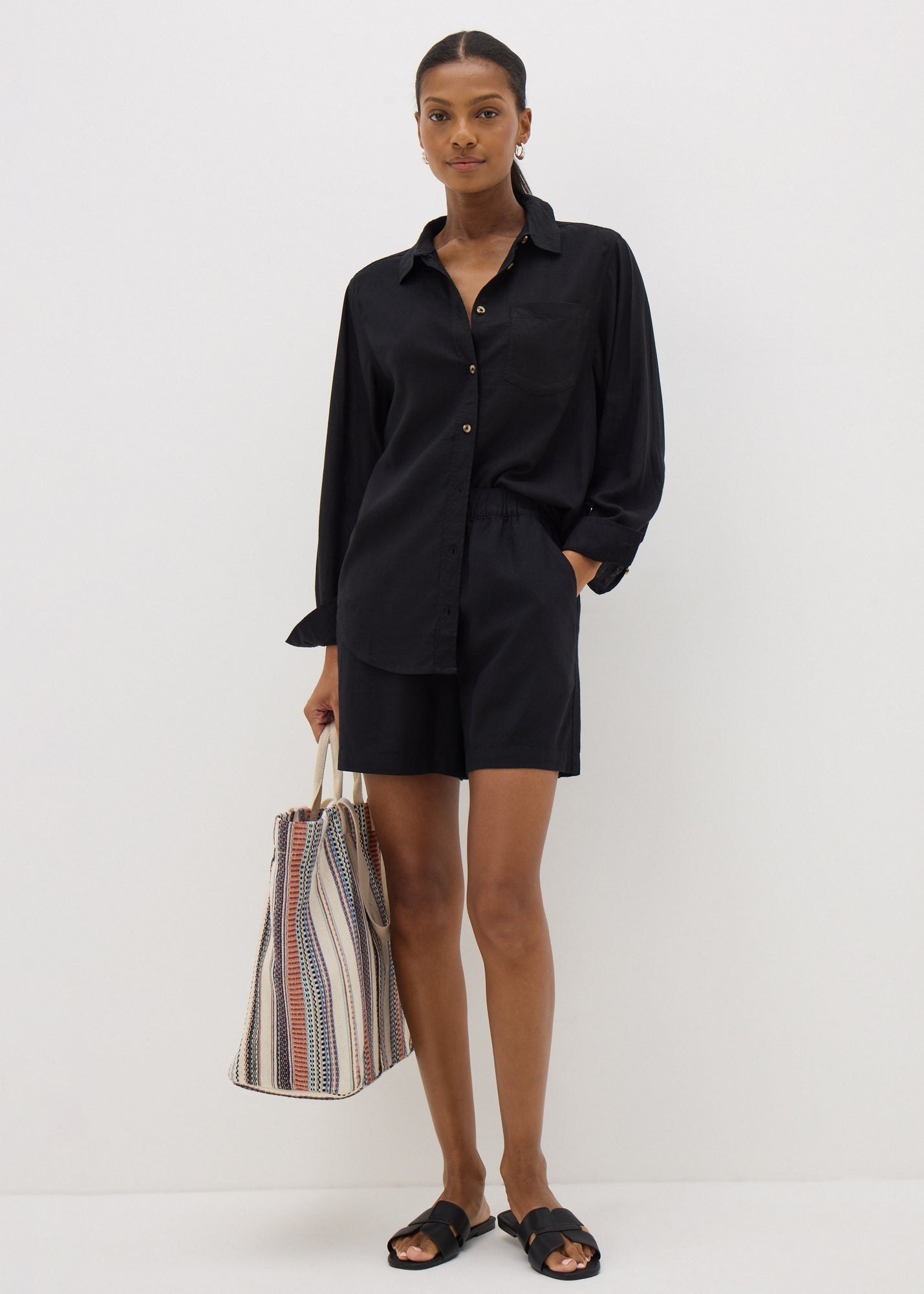Black Linen Blend Shorts - 8