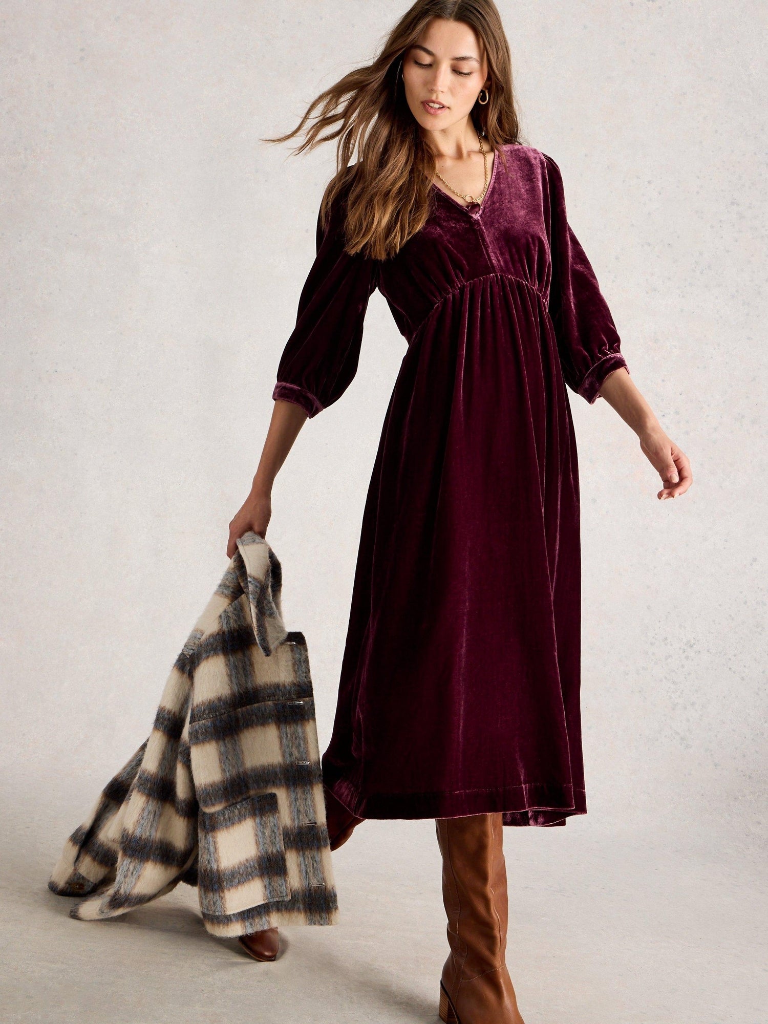Samtkleid Samtkleid Lucy - Dk Plum - 40/R | White Stuff