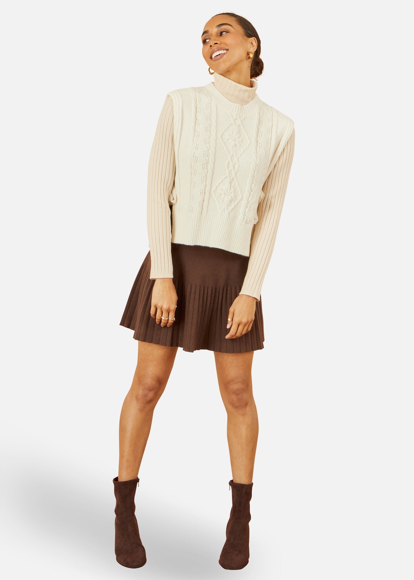 Yumi Ivory Flower Cable Knit Tie Side Pullover - L | Matalan
