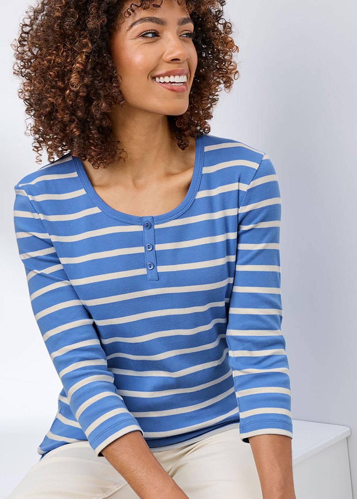 Cotton Traders French Blue Wrinkle Free 3/4 Sleeve Button Detail