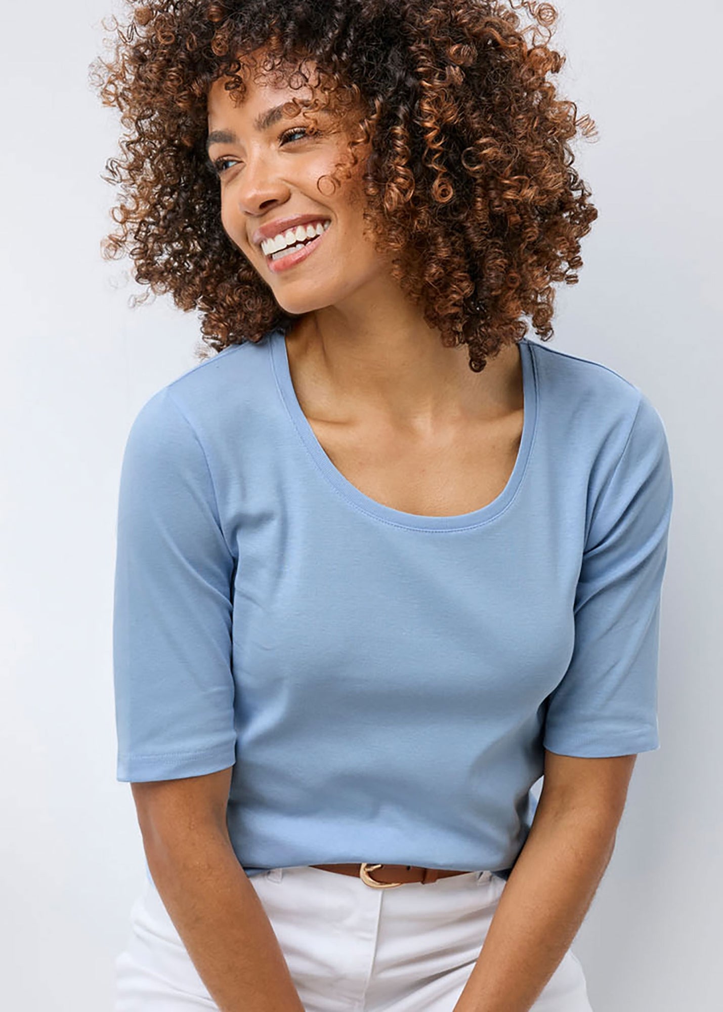 Cotton Traders Pale Yellow Wrinkle Free 1/2 Sleeve Scoop Neck Top