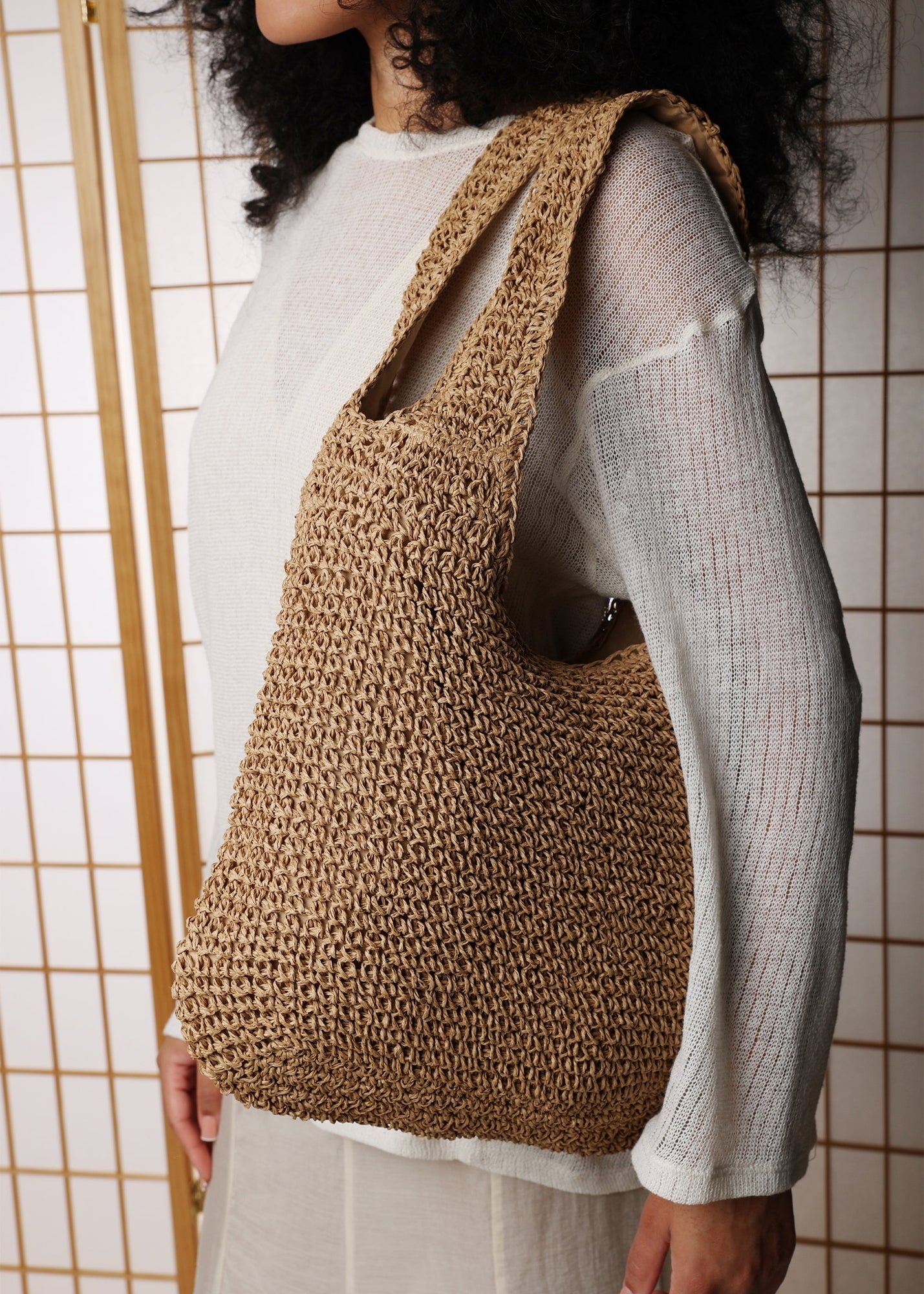 おさる　y.a.r.n. original shoulder bag Where's That From Islet Slouchy Brown Raffia Shoulder Bag - One Size