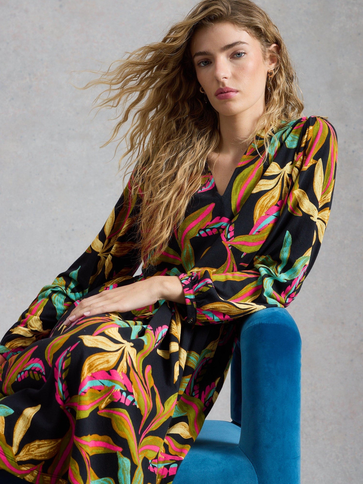 Jerseykleid LolaAktueller Preis: 57,00 €. Unverbindliche Preisempfehlung: 80,00 €. Spare €23.00 .57,00 €80,00 €Sparen Sie €23.00Schnellansicht