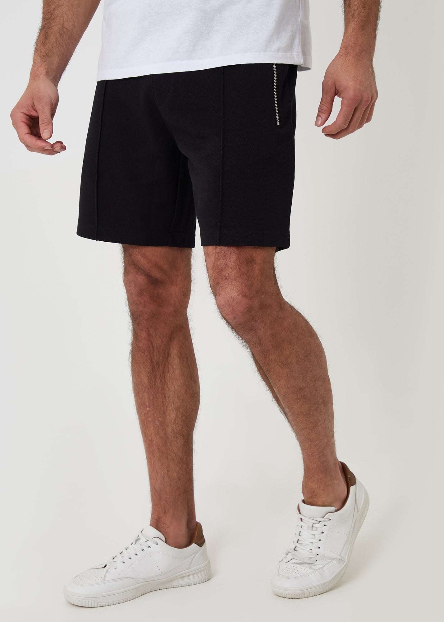 Threadbare Black Pique Pleated Sweat Shorts - 2XL | Matalan