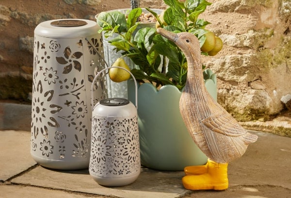 Add the finishing touches with garden accessories