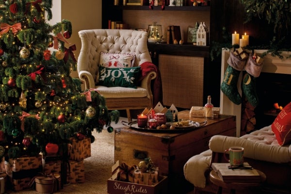 Festive First Impressions 